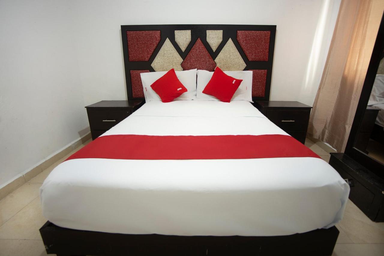 Hotel Mahu Monterrey Buitenkant foto