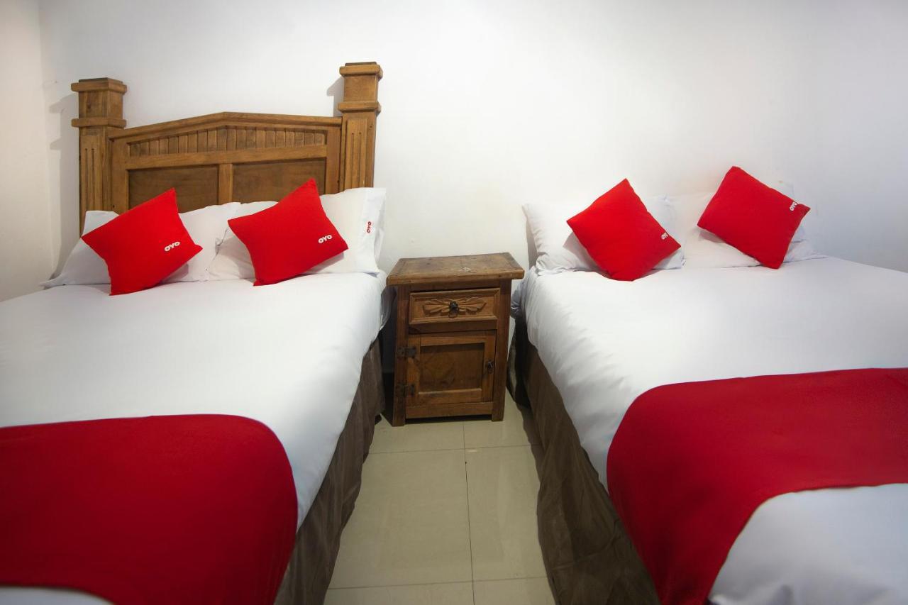 Hotel Mahu Monterrey Buitenkant foto